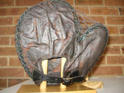 George Kelly D&M 3 Back